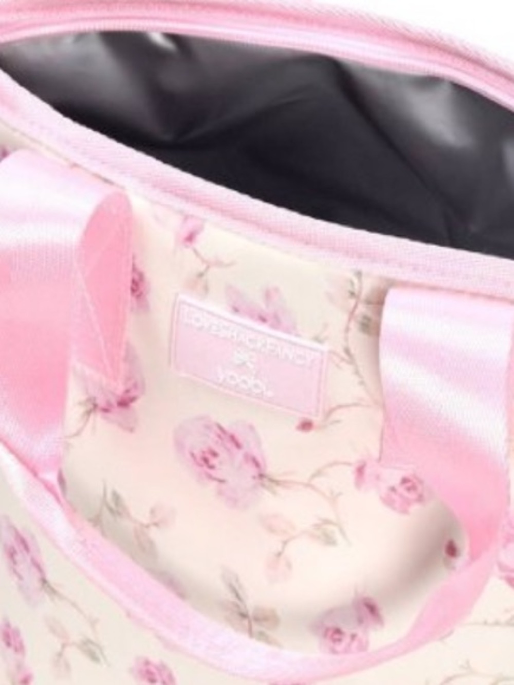 LoveShackFancy Lunch Bag - Picture 5 of 7